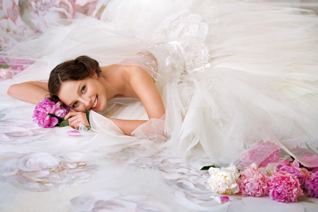 10 IMPORTANT TIPS WHEN YOU ARE LOOKING FOR A WEDDING DRESS