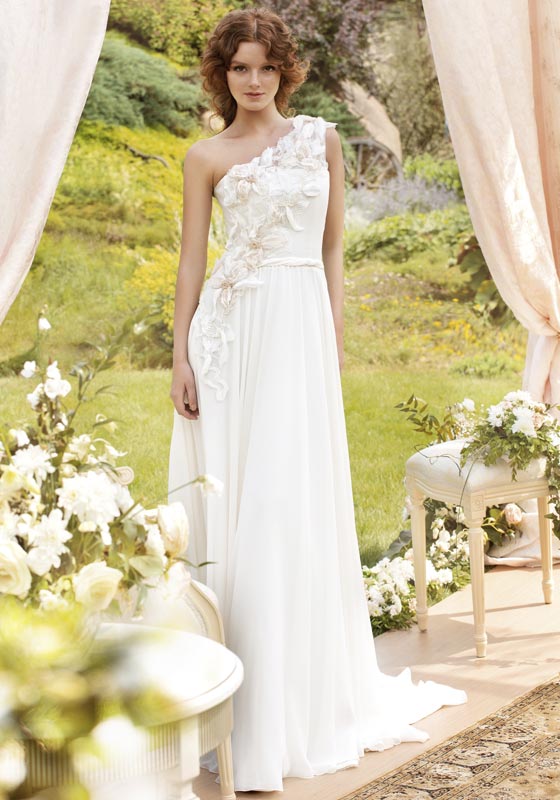 15 Second Wedding  Dresses  to Change  Into Papilio Boutique