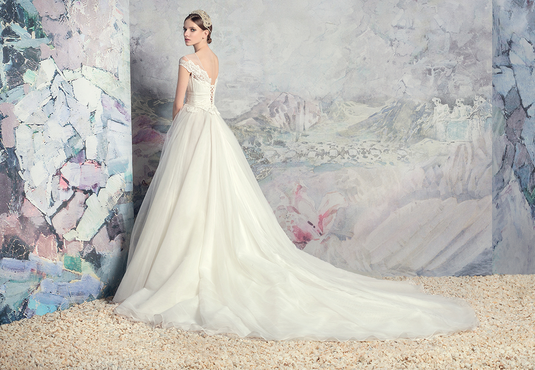 Best Wedding Dress Fabrics in the world The ultimate guide 