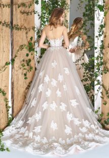 Style #1803L, sleeveles ball gown wedding dress with illusion sweetheart neckline and lace embroidery, available in ivory and powder