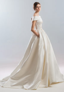 Style #1903L, available in ivory (photo), white