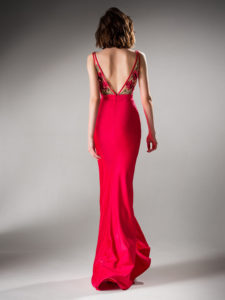 Style #404, available in ivory, black, crimson, pink