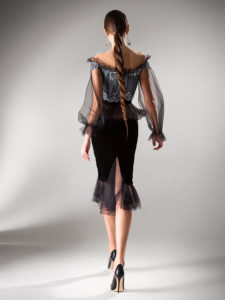 Style #413, available in black