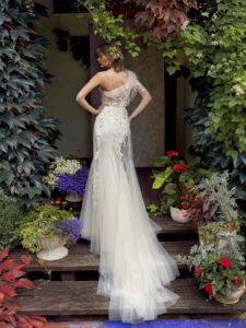 Style #19-2000, available in ivory