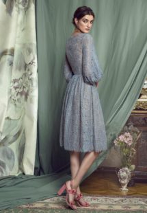 Style #452, available in grey-blue