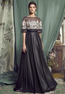 Style #453, available in black