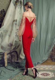 Style #460, available in ivory, red, pink, blue
