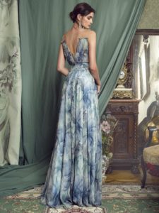 Style #465, available in grey-blue, pink