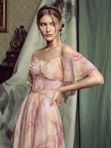 Style #469, available in grey-blue, pink