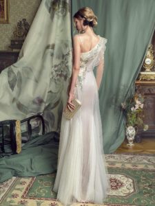 Style #470, available in pink-ivory, ivory-powder