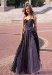 Style #571, available in black-lilac, black-powder, black-ivory