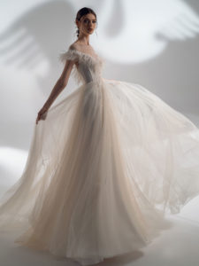 Off-the-shoulder A-line wedding dress with feather decor, available in ivory (embroidery in ivory-powder)