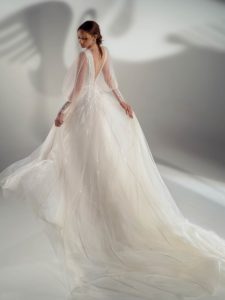 Puff sleeve A-line wedding dress with leaf embroidery
