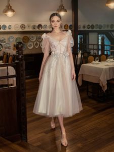 Style #626a, available in ivory-powder, ivory-blue