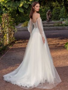 Strapless A-line wedding dress with removable sleeves