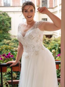 Ball gown plus size wedding dress with short sleeves