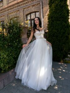 affordable wedding dresses Toronto A-line