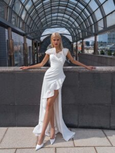 Chic wedding dress with dramatic flares