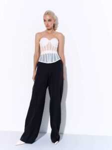 Style #L-0423-3/L-0923-6, available in ivory or black