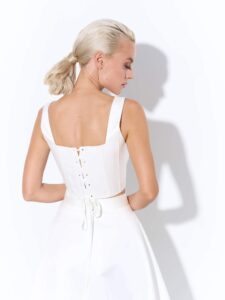 Style #L-0223-3/L-0123-8, available in ivory or black
