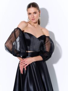Style #L-0823-3/L-0123-8, available in ivory or black