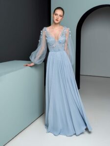 Chiffon dress with balloon sleeves and embroidery