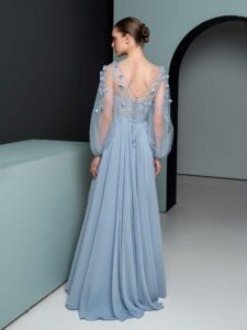 Chiffon dress with balloon sleeves and embroidery